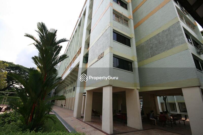 HDB Flat for Sale, 204 Jurong East Street 21, SGD 600,000 | 99-year lease
