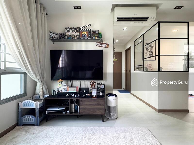 Prop-GPT: HDB Flat: D16  430A Bedok North Road