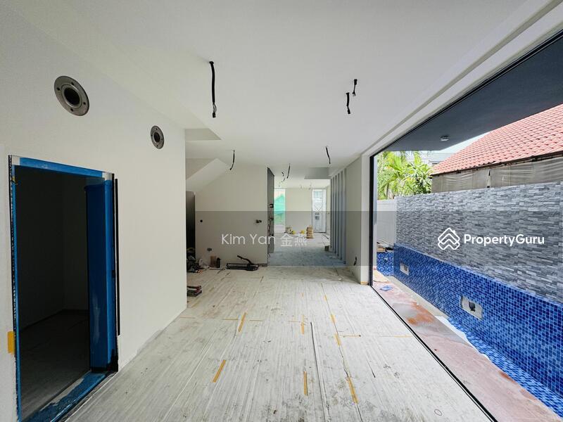 Semi-Detached for Sale, Brand new Semi-D, 4 levels with Lift & Swimming Pool, 5 bedrooms ensuite, modern with roof terrace, SGD 7,380,000 | 999-year lease