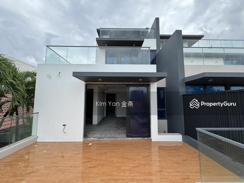 Semi-Detached for Sale, Brand new Semi-D, 4 levels with Lift & Swimming Pool, 5 bedrooms ensuite, modern with roof terrace, SGD 7,380,000 | 999-year lease