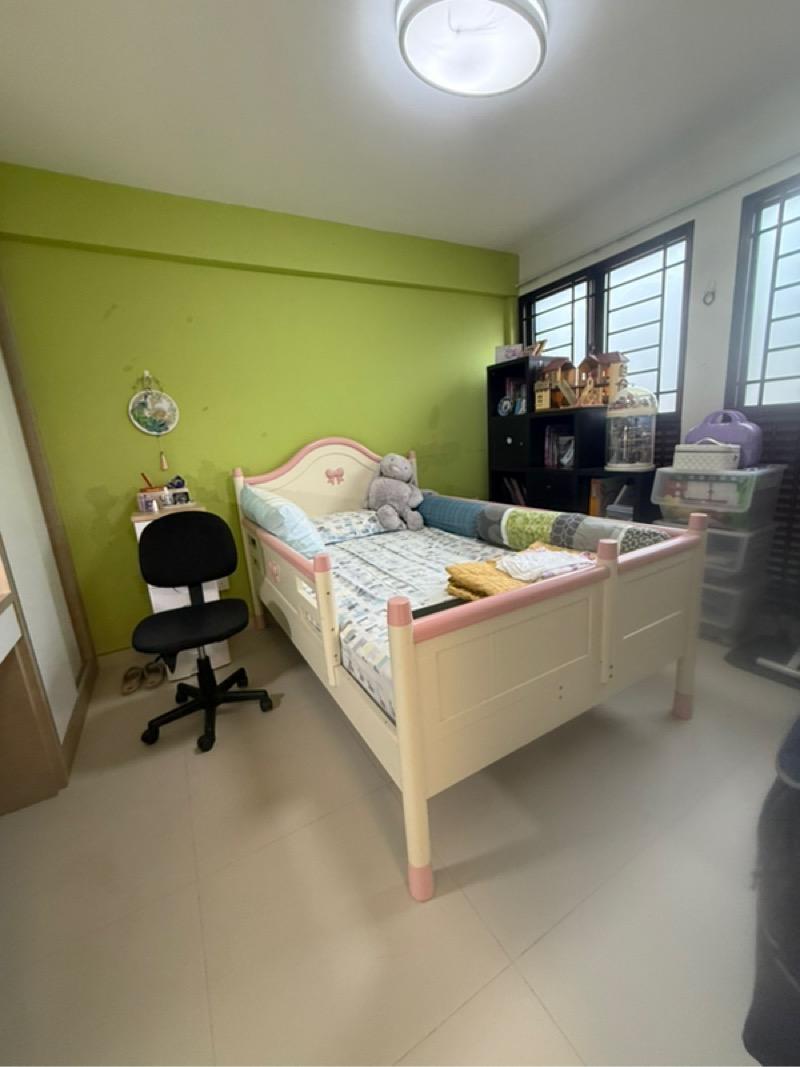 HDB Apartment for Sale, 178 Toa Payoh Central HDB Apartment For Sale, $500,000, 2 Bed 1 Bath 721 sqft $693.00 psf, SGD 500,000 | 99-year Leasehold
