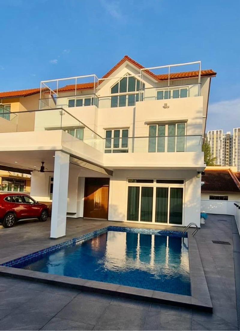Prop-GPT: Detached: D19  Detached at Ponggol Seventeenth Avenue