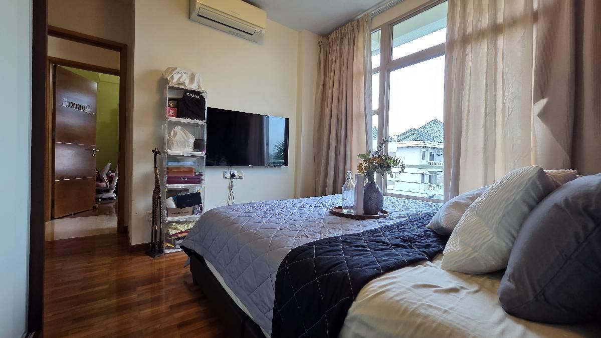 Condominium for Sale, Canary Ville Condominium For Sale, $1,890,000, 3 Bed 3 Bath 1,087 sqft $1,739.00 psf, SGD 1,890,000 | Freehold