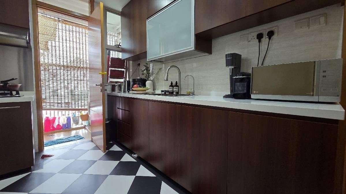 Condominium for Sale, Canary Ville Condominium For Sale, $1,890,000, 3 Bed 3 Bath 1,087 sqft $1,739.00 psf, SGD 1,890,000 | Freehold