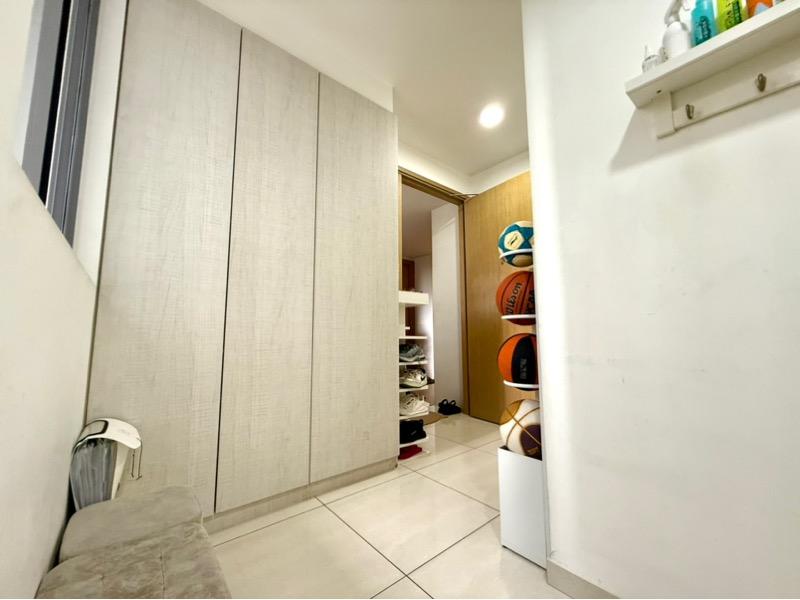 Condominium for Sale, High Park Residences Condominium For Sale, $2,350,000, 4 Bed 4 Bath 1,367 sqft $1,719.00 psf, SGD 2,350,000 | 99-year Leasehold