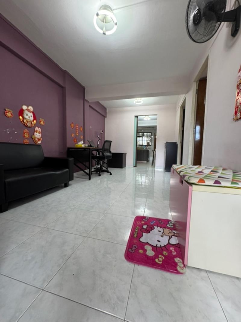 HDB Apartment for Sale, 20 Telok Blangah Crescent HDB Apartment For Sale, $380,000, 2 Bed 1 Bath 699 sqft $544.00 psf, SGD 380,000 | 99-year Leasehold