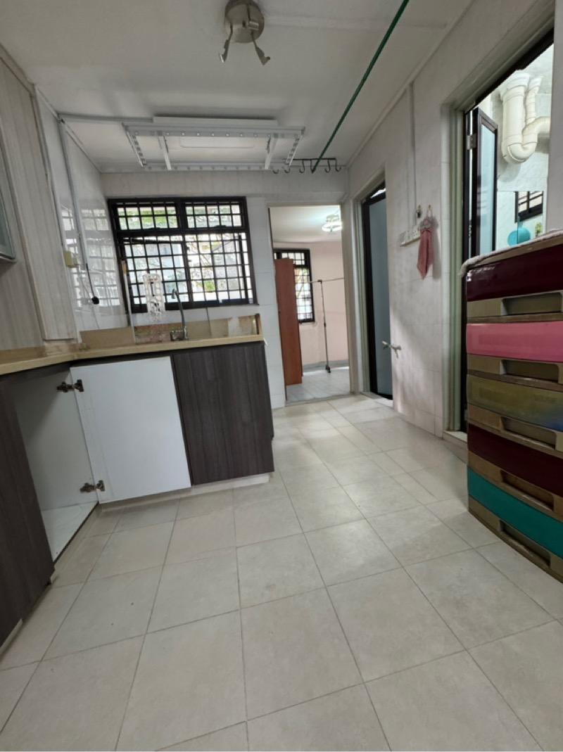 HDB Apartment for Sale, 20 Telok Blangah Crescent HDB Apartment For Sale, $380,000, 2 Bed 1 Bath 699 sqft $544.00 psf, SGD 380,000 | 99-year Leasehold