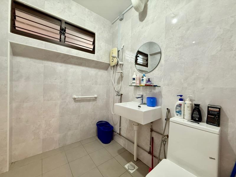 HDB Apartment for Sale: D20, 570272