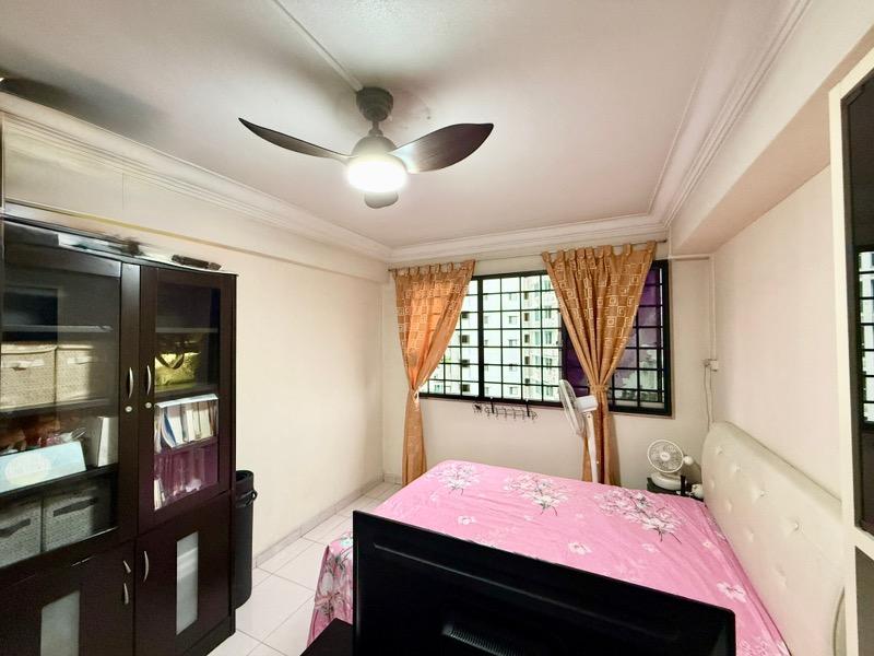 HDB Apartment for Sale: D20, 570272