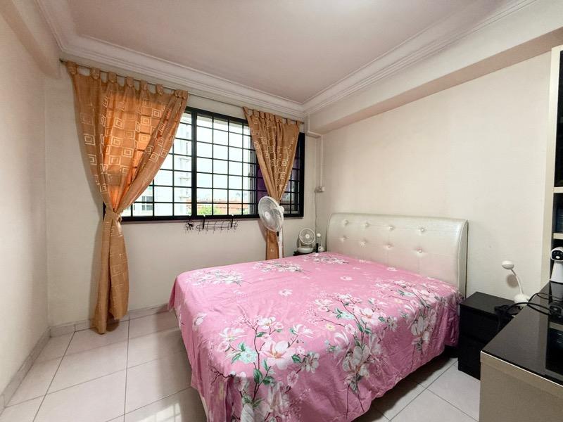 HDB Apartment for Sale: D20, 570272