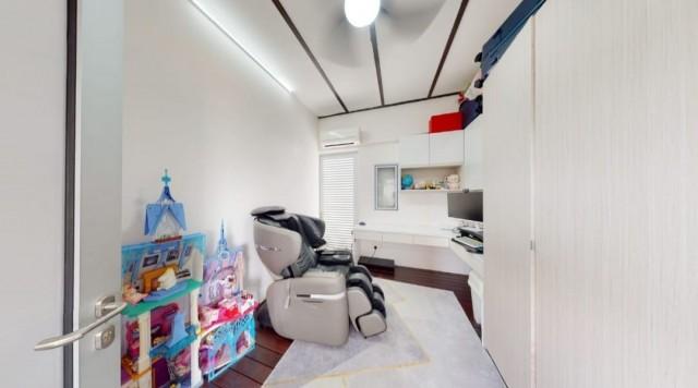 Apartment for Sale: D15, 426327