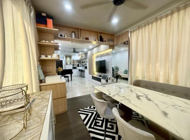 Apartment for Sale: D15, 426327