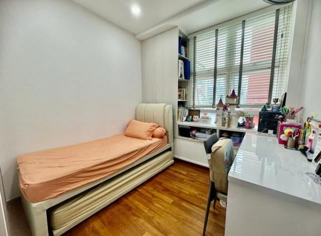 Apartment for Sale: D15, 426327