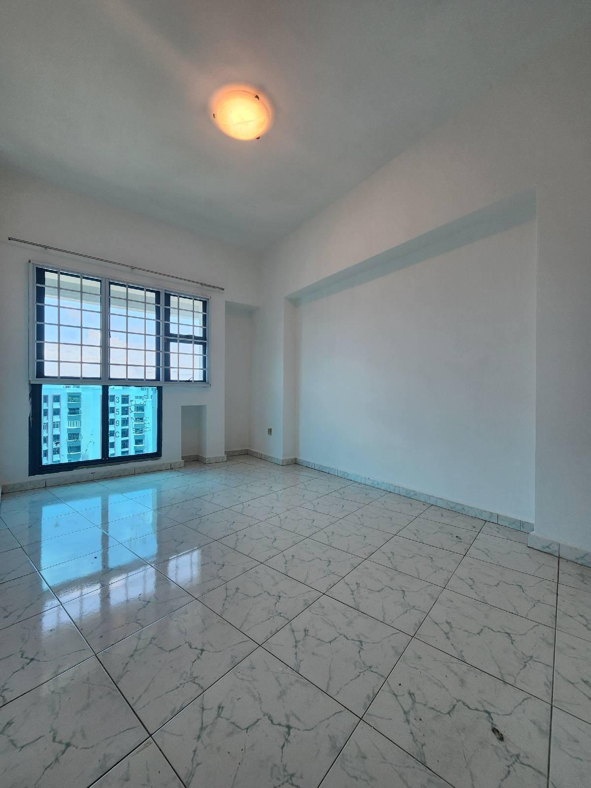 HDB Apartment for Sale, 468C Admiralty Drive HDB Apartment For Sale, $760,000, 3 Bed 2 Bath 1,475 sqft $515.00 psf, SGD 760,000 | 99-year Leasehold