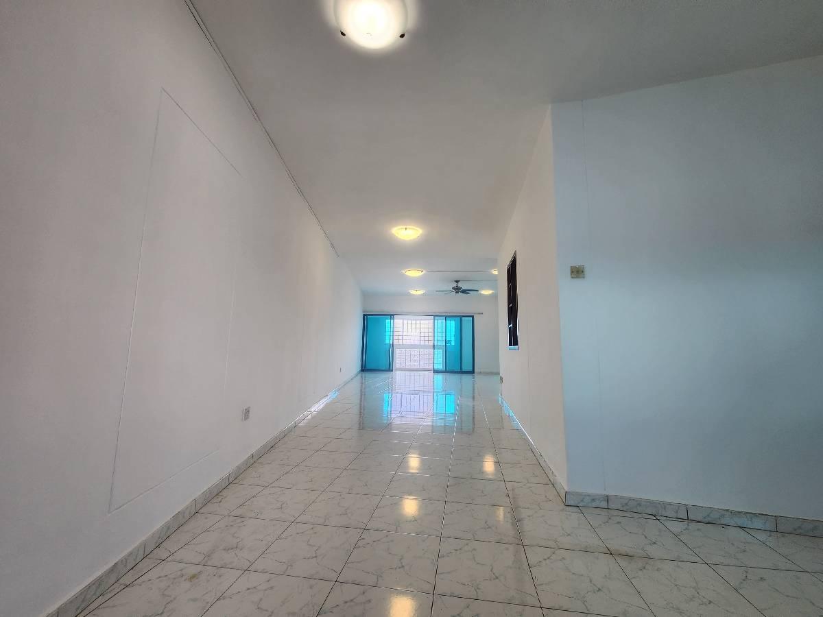 HDB Apartment for Sale, 468C Admiralty Drive HDB Apartment For Sale, $760,000, 3 Bed 2 Bath 1,475 sqft $515.00 psf, SGD 760,000 | 99-year Leasehold
