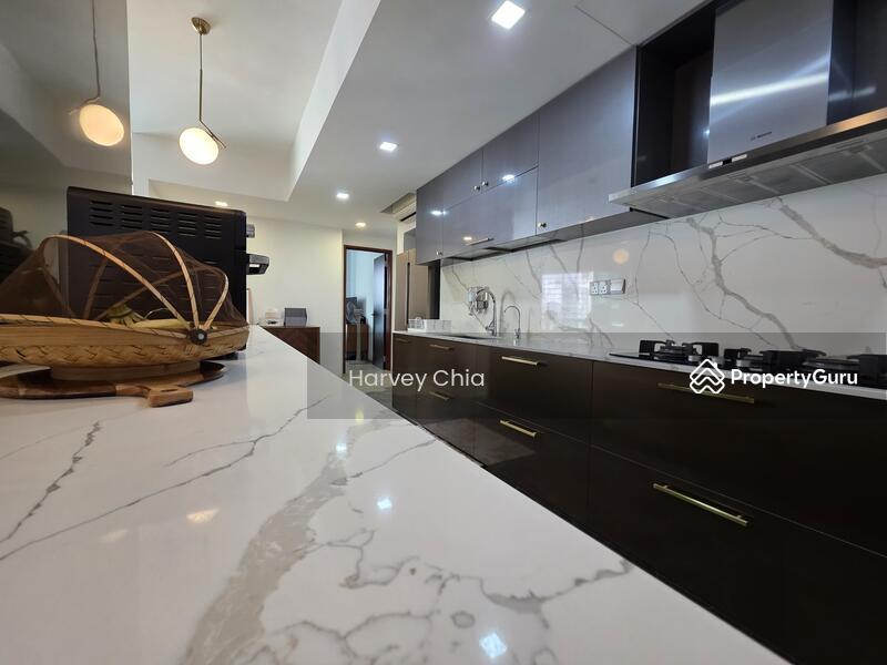 Prop-GPT: Condominium: D16  The Clearwater