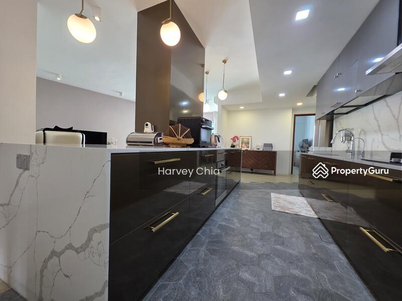 Condominium for Sale, The Clearwater, SGD 1,998,000 | 99-year lease