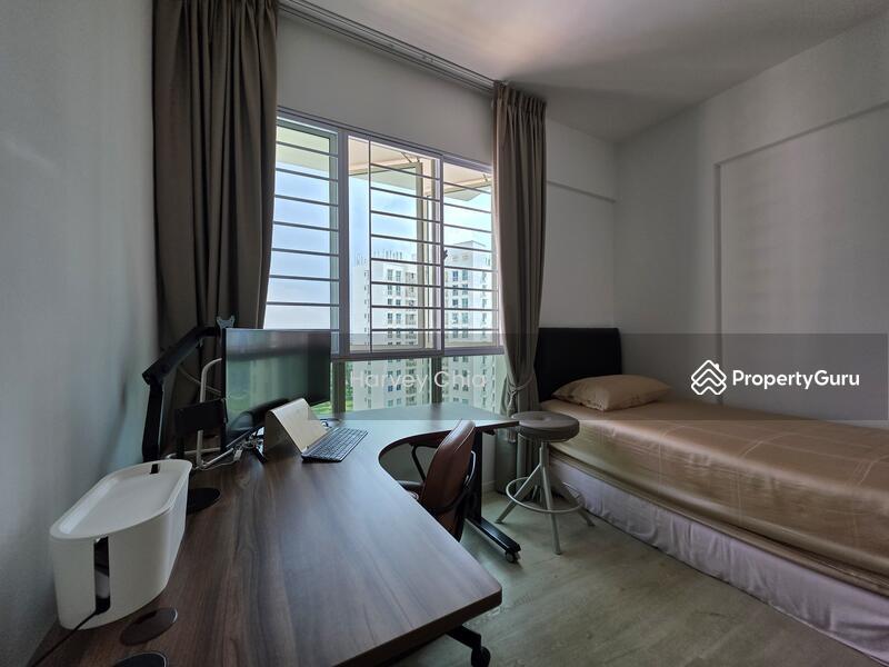 Condominium for Sale, The Clearwater, SGD 1,998,000 | 99-year lease