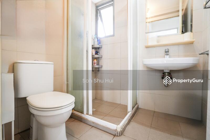 HDB Flat for Sale, 138B Yuan Ching Road, SGD 570,000 | 99-year lease