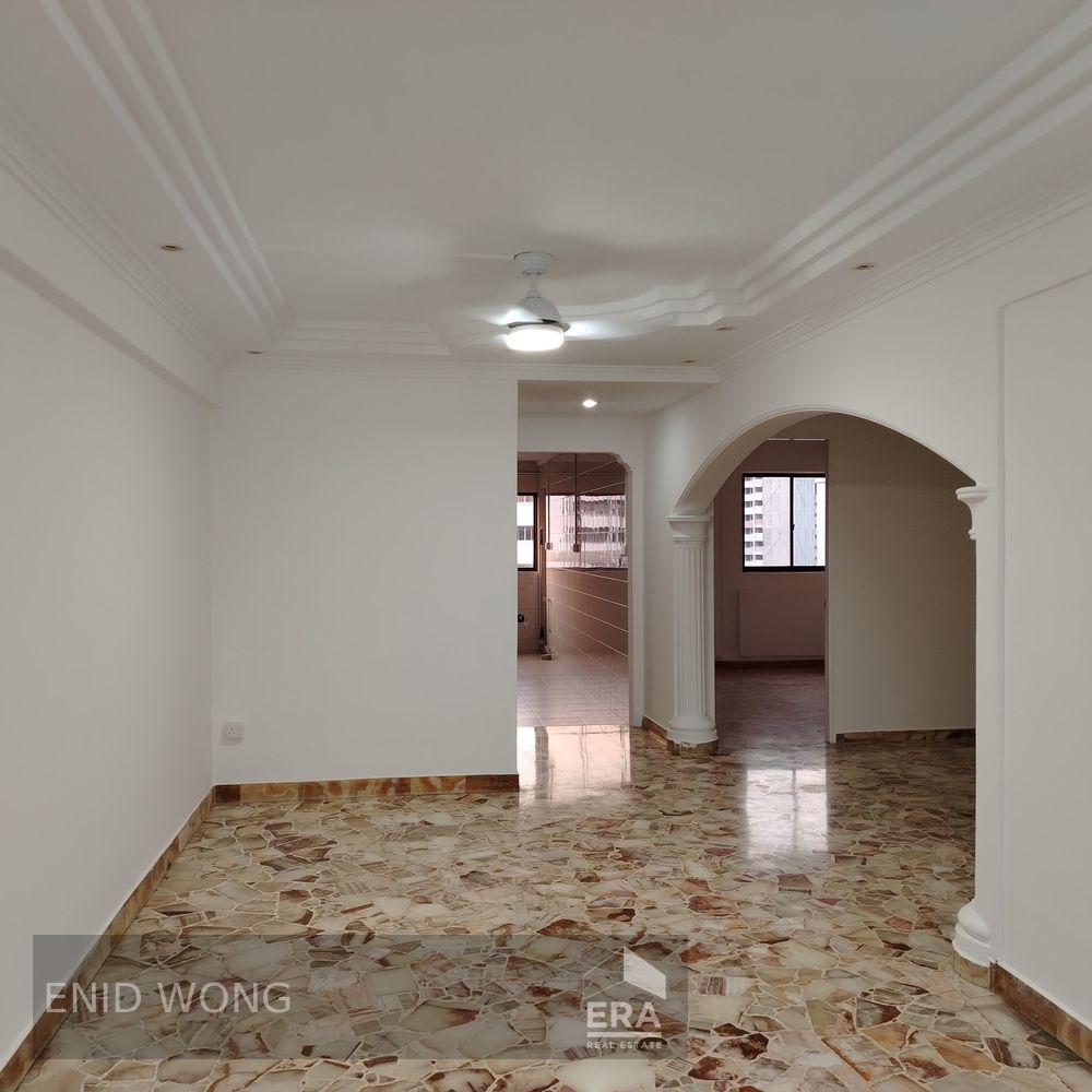 Prop-GPT: HDB - 2 room:   West Coast Road 704 West Coast Road For Sale