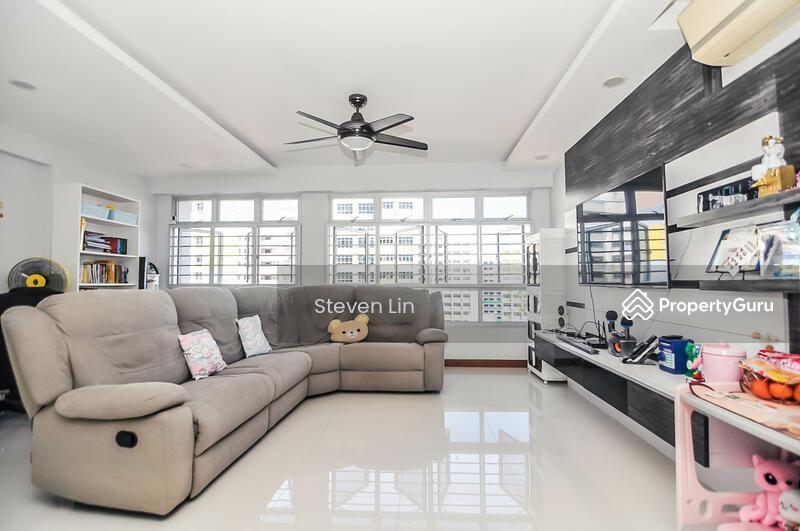 Prop-GPT: HDB Flat: D23 Choa Chu Kang 812B Choa Chu Kang Avenue 7