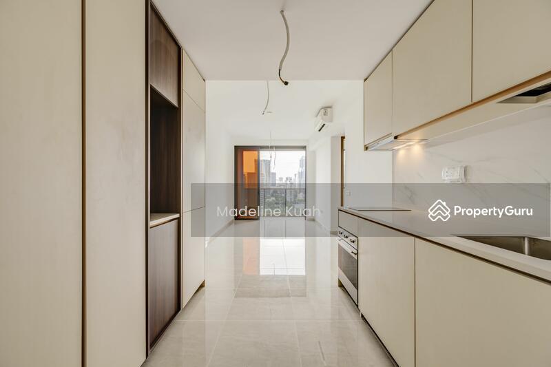 Prop-GPT: Condominium: D09 Cairnhill Kopar At Newton