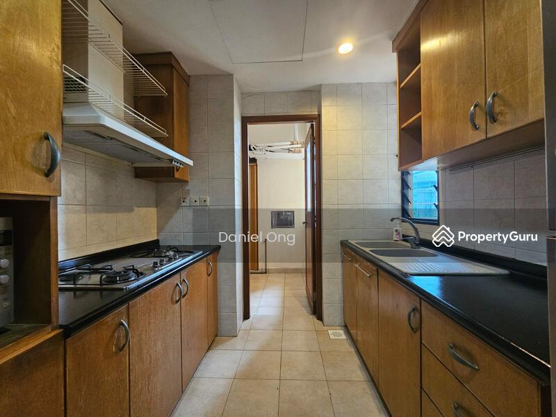 Condominium for Sale, Tanglin View, SGD 2,250,000 | 99-year lease