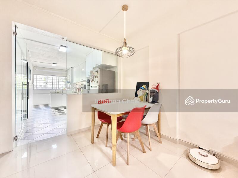 HDB Flat for Sale, 517 Jurong West Street 52, SGD 455,000 | 99-year lease