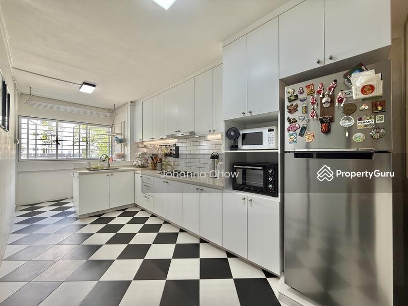 HDB Flat for Sale, 517 Jurong West Street 52, SGD 455,000 | 99-year lease