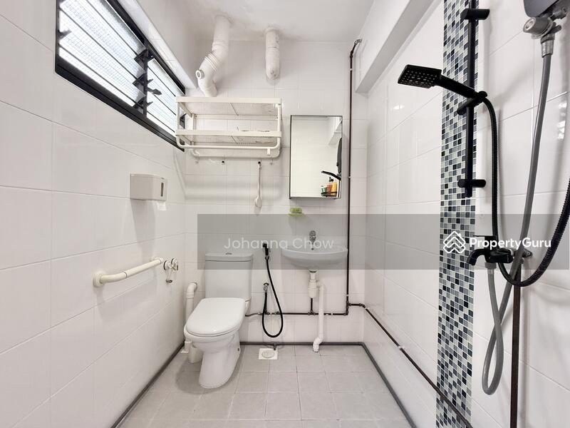 HDB Flat for Sale, 517 Jurong West Street 52, SGD 455,000 | 99-year lease