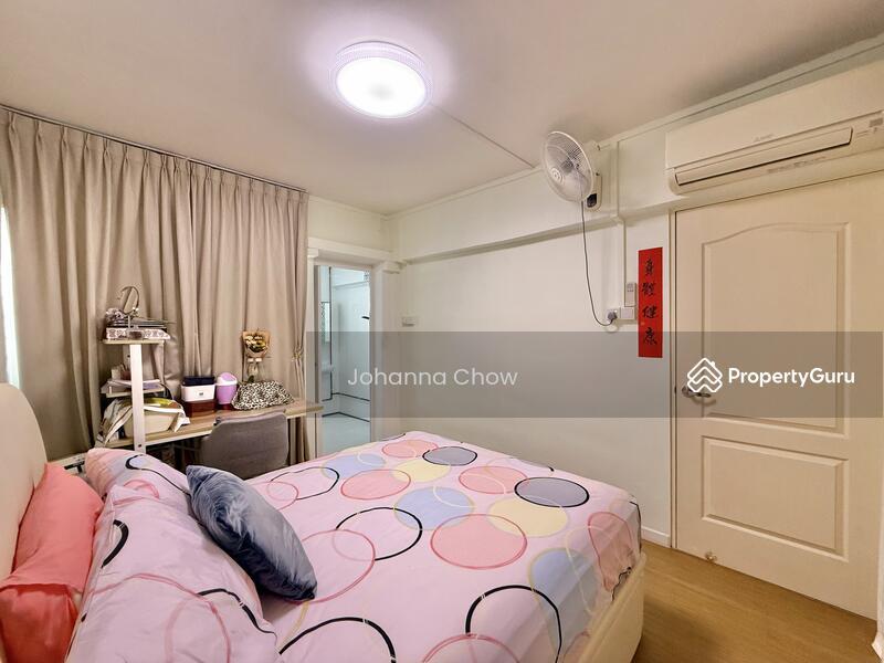 HDB Flat for Sale, 517 Jurong West Street 52, SGD 455,000 | 99-year lease