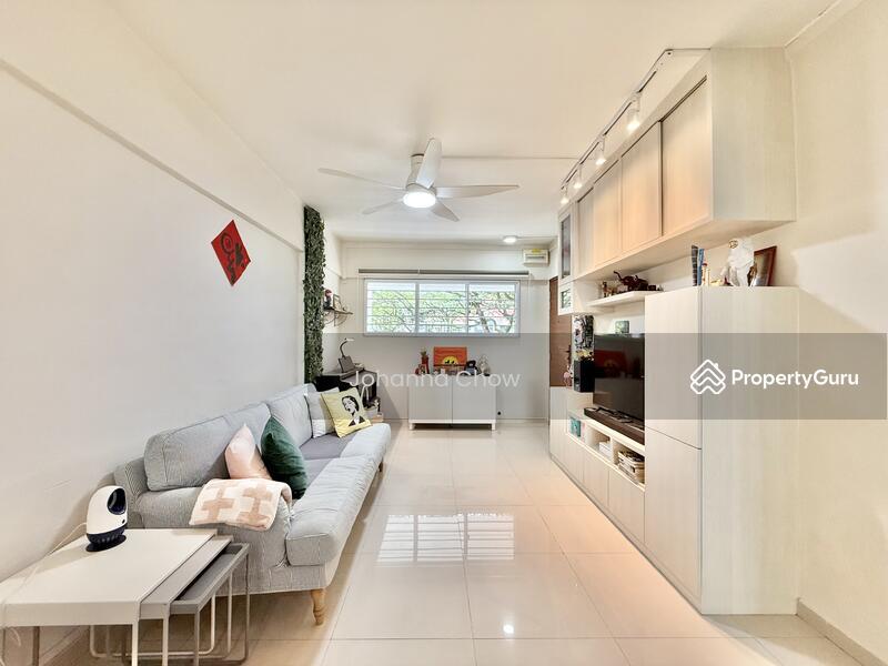 HDB Flat for Sale, 517 Jurong West Street 52, SGD 455,000 | 99-year lease