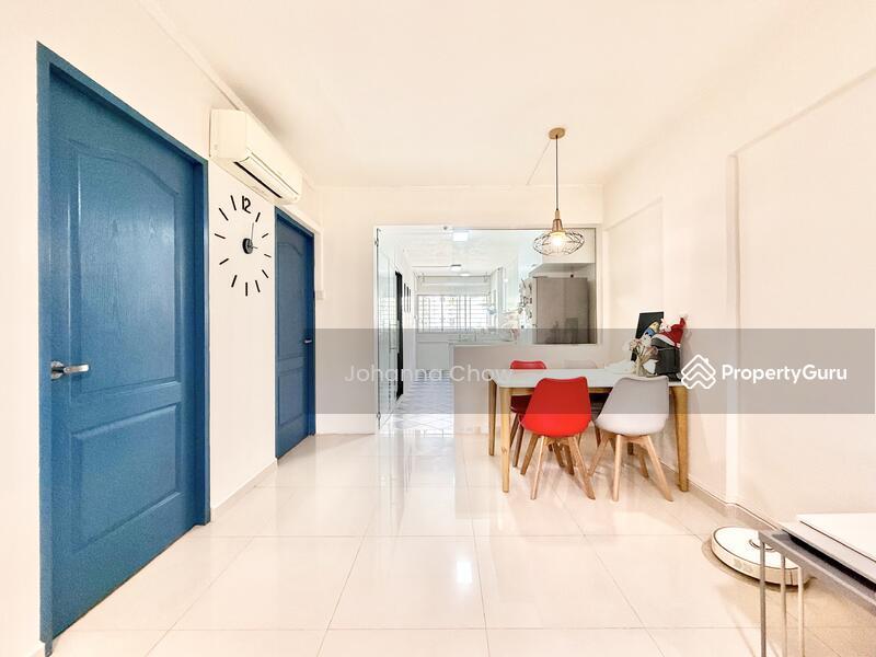 HDB Flat for Sale, 517 Jurong West Street 52, SGD 455,000 | 99-year lease