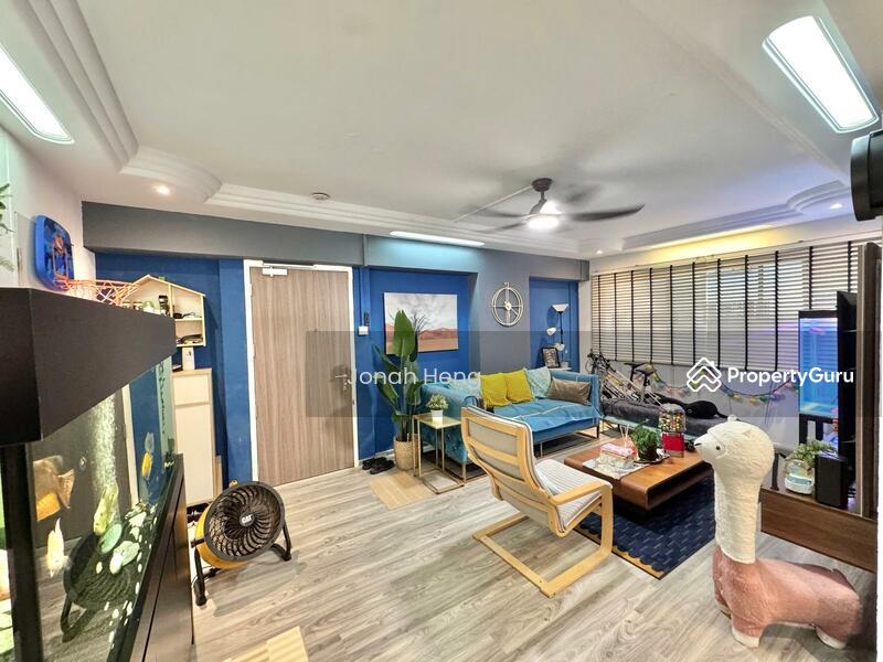 HDB Flat for Sale, 294 Choa Chu Kang Avenue 2, SGD 550,000 | 99-year lease