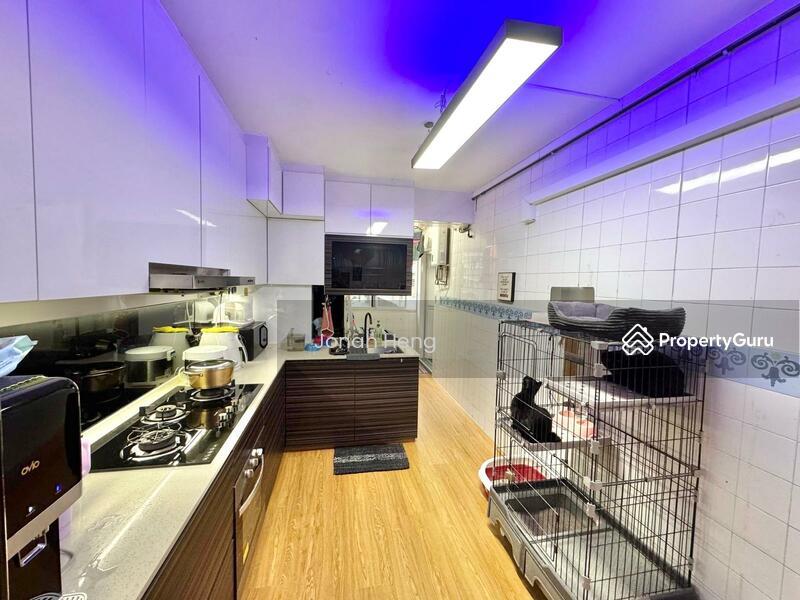 HDB Flat for Sale, 294 Choa Chu Kang Avenue 2, SGD 550,000 | 99-year lease