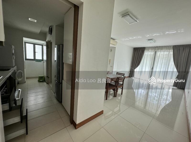 Prop-GPT: Condominium: D16  Waterfront Waves