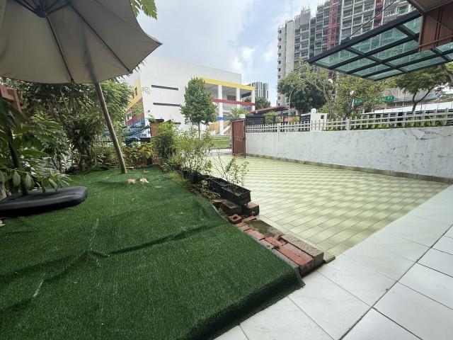 Prop-GPT: Terrace: D19  Jalan Bunga Ramapi