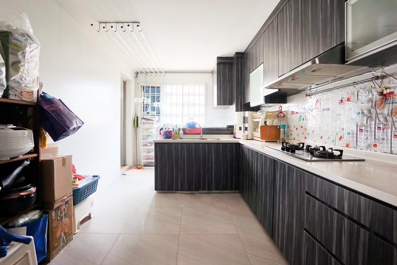 HDB Apartment for Sale: Yishun, D27, 760218