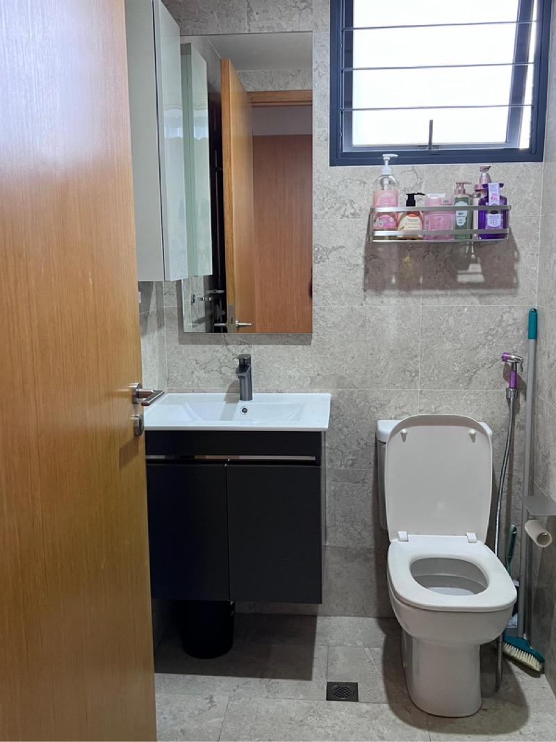 Condominium for Sale: D19, 545000