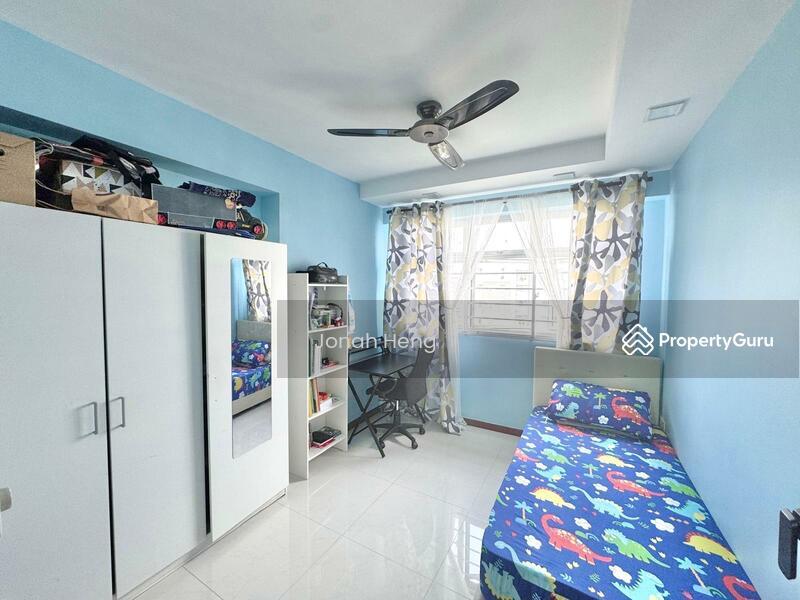 HDB Flat for Sale, 675A Fern Grove @ Yishun, SGD 660,000 | 99-year lease