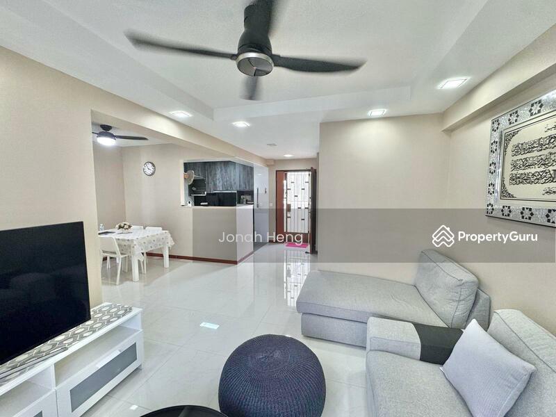 HDB Flat for Sale, 675A Fern Grove @ Yishun, SGD 660,000 | 99-year lease