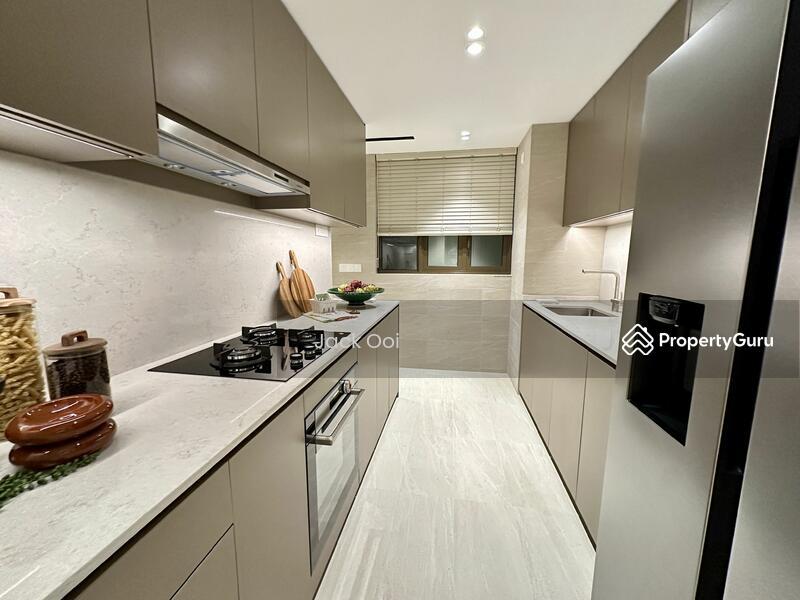 Condominium for Sale, Pinetree Hill, SGD 2,981,000 | 99-year lease