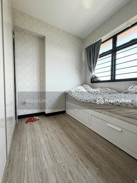 HDB Flat for Sale, 995A Buangkok Crescent, SGD 550,000 | 99-year lease