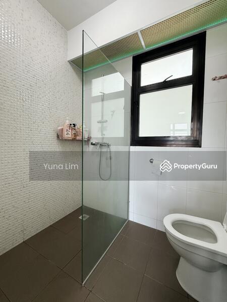 HDB Flat for Sale, 995A Buangkok Crescent, SGD 550,000 | 99-year lease