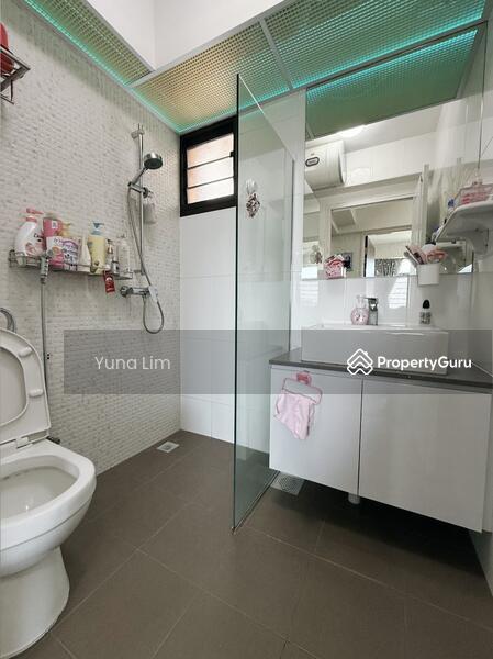 HDB Flat for Sale, 995A Buangkok Crescent, SGD 550,000 | 99-year lease