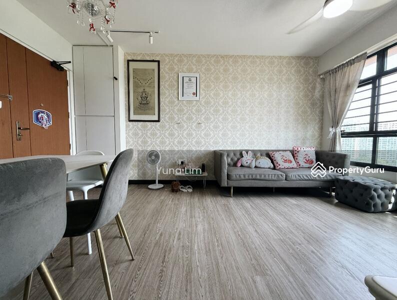 HDB Flat for Sale, 995A Buangkok Crescent, SGD 550,000 | 99-year lease