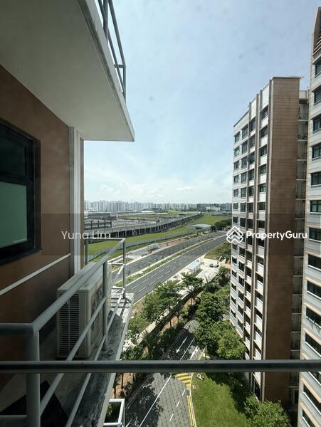 HDB Flat for Sale, 995A Buangkok Crescent, SGD 550,000 | 99-year lease