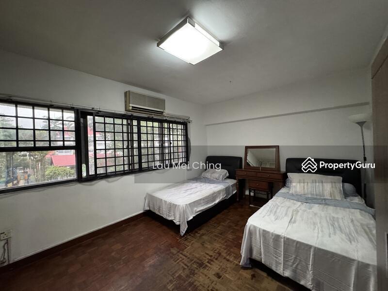 Apartment for Sale: D20, 579727