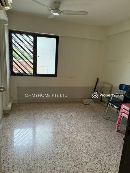 HDB Flat for Sale, 213 Lorong 8 Toa Payoh, SGD 460,000 | 99-year lease