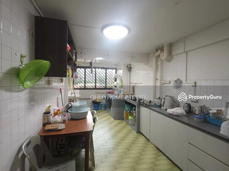 HDB Flat for Sale, 213 Lorong 8 Toa Payoh, SGD 460,000 | 99-year lease
